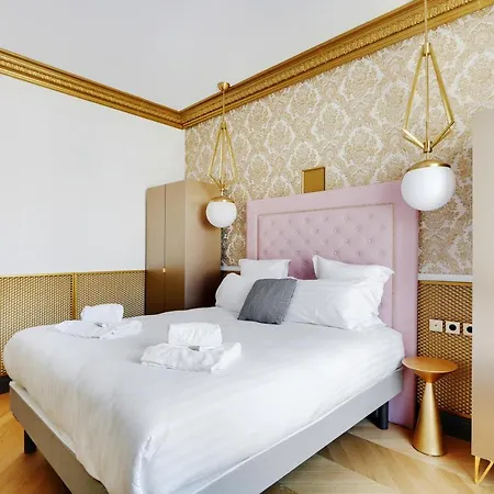 Pick A Flat'S Apartements In Champs Elysees - Rue Du Colisee * Paris