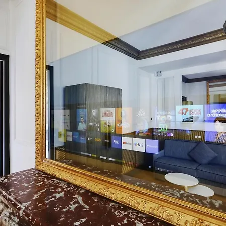 Apartment Pick A Flat'S Apartements In Champs Elysees - Rue Du Colisee Paris