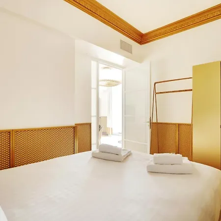 Apartment Pick A Flat'S Apartements In Champs Elysees - Rue Du Colisee Paris