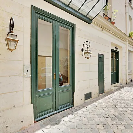 Pick A Flat'S Apartements In Champs Elysees - Rue Du Colisee *