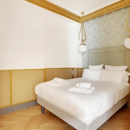 Pick A Flat'S Apartements In Champs Elysees - Rue Du Colisee Paris