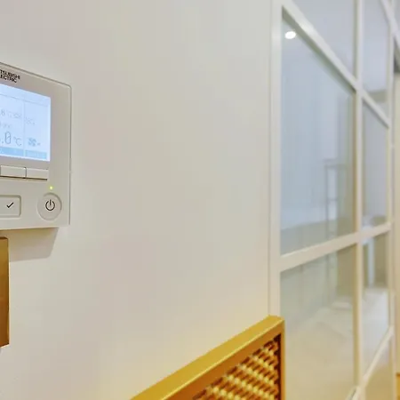 Pick A Flat'S Apartements In Champs Elysees - Rue Du Colisee Apartment *